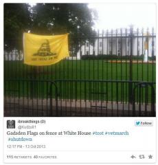 Dont Tread On Me Sign Hung on WhiteHouse Fence