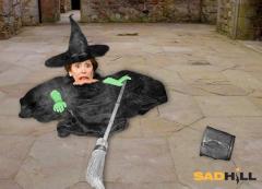 Nancy Pelosi Wicked Witch Got Hit With a Bucket of Water at the Crown and Cookie