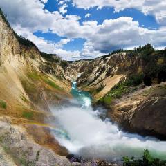 This is the Grand Canyn of Yellowstone Wyoming