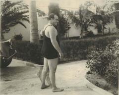 Al Capone in bathing suit in Palm Island Florida 1929