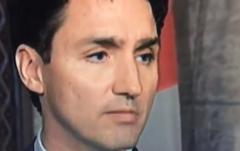 Trump steamed off Justin Trudeau&#039;s eyebrow