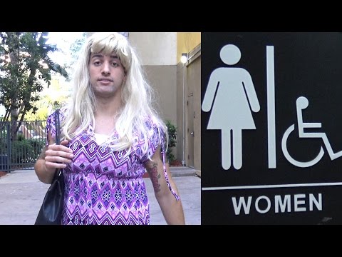 Transgender in Women&#039;s Bathroom (Social Experiment)