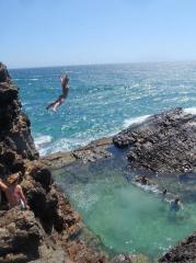 Ciff jumping Hawaii