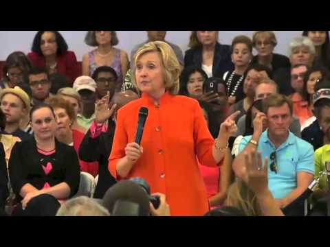 OMG LOL CRINGE! Hillary Clinton&#039;s Worst Town Hall Ever in Two Minutes