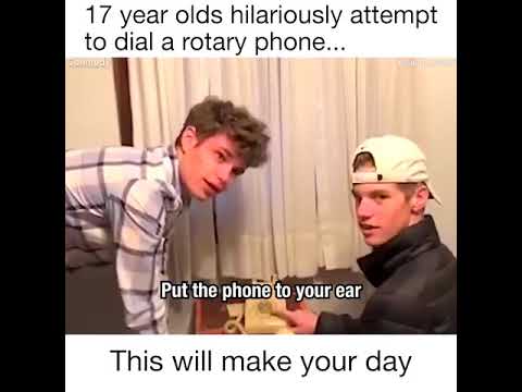 Teens Attempt To Use Old Rotary Phone